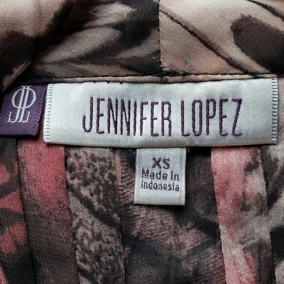 Jennifer Lopez Abstract Pintuck Chiffon Tie Blouse - Picture 12 of 13